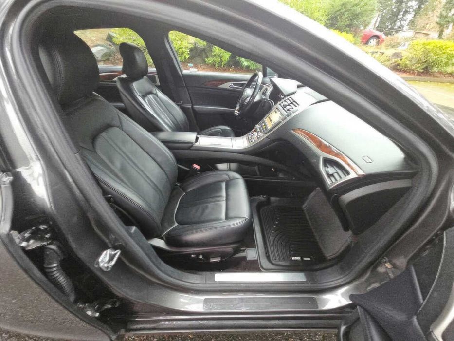 Lincoln MKZ      2017