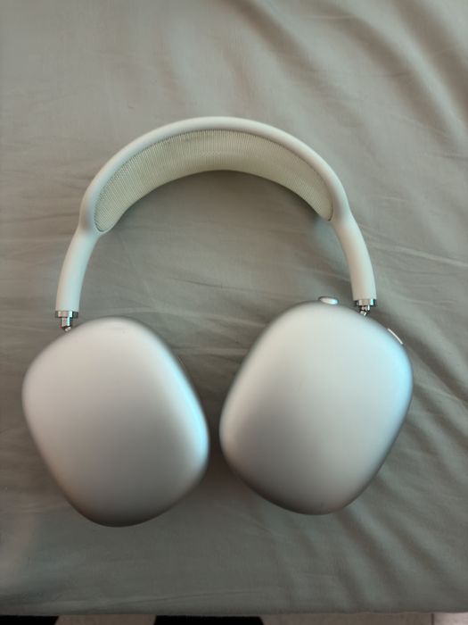 AirPods Max apple …