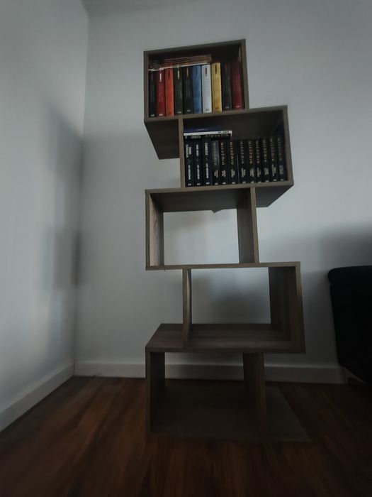 Regał na książki / półka