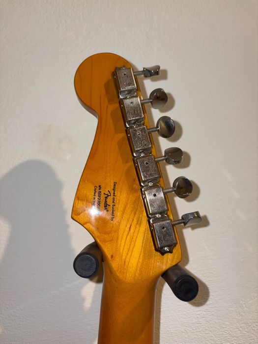 Fender Squier Stratocaster Relic bardzo lekka tylko 2600 g !!!