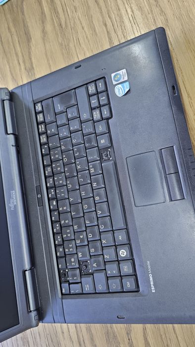 Portatil Fujitsu Siemens Computers