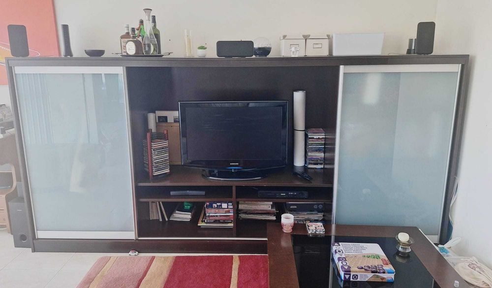 móvel sala de estar/escritório em madeira maciça em wengé