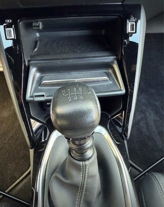 Peugeot 208 GT Line