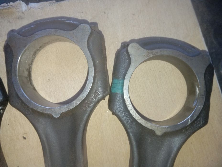 Шатуни Мерседес 611