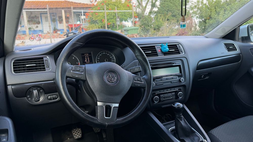 Volkswagem Jetta TDI Bluemotion 1.6