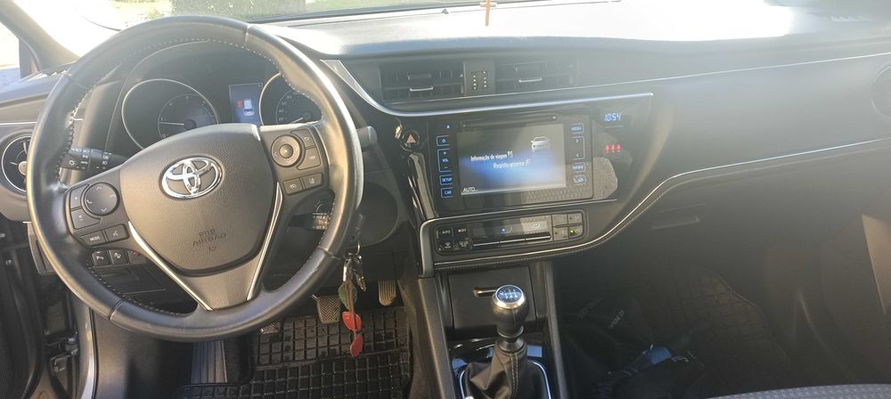 Toyota Auris só 150000klm c/ nova full extras