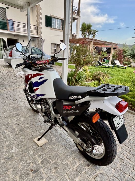 Africa Twin 750 RD07