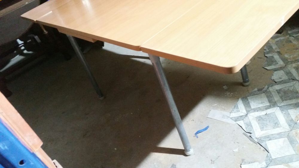 Mesa extensível portátil