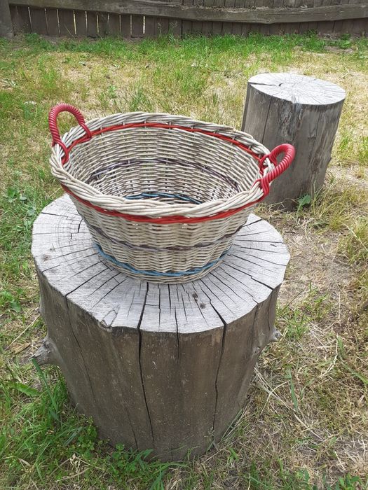 Корзинка з алюмінієвого провода.