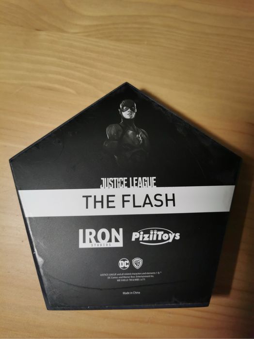 The Flash Iron Studios 1:10 Justice League
