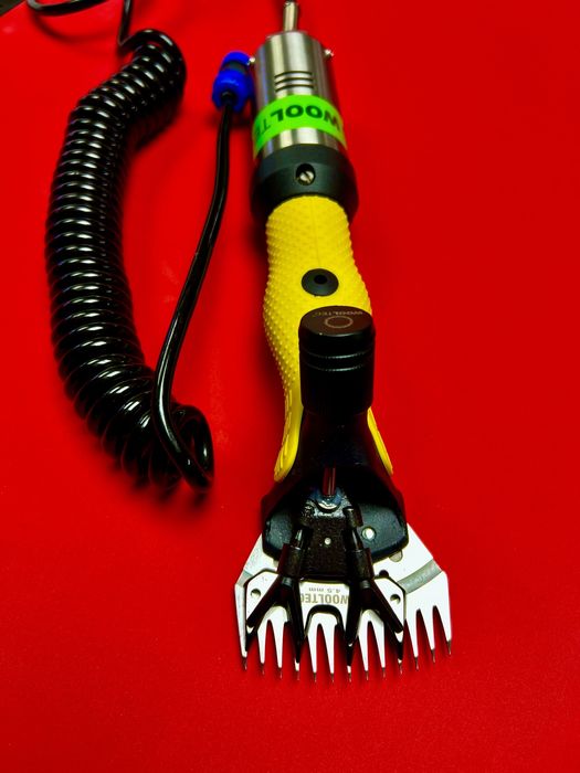 Máquina de tosquiar ovelhas WOOLTEC - CT-1000