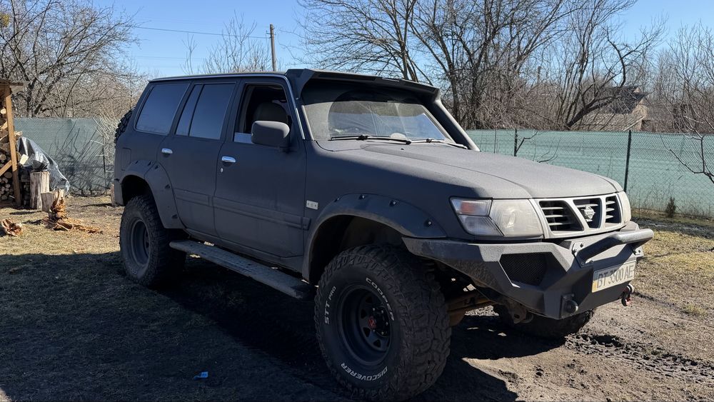 Nisan Patrol ліфтовий
