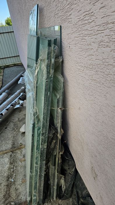 Скло б/у різні розміри