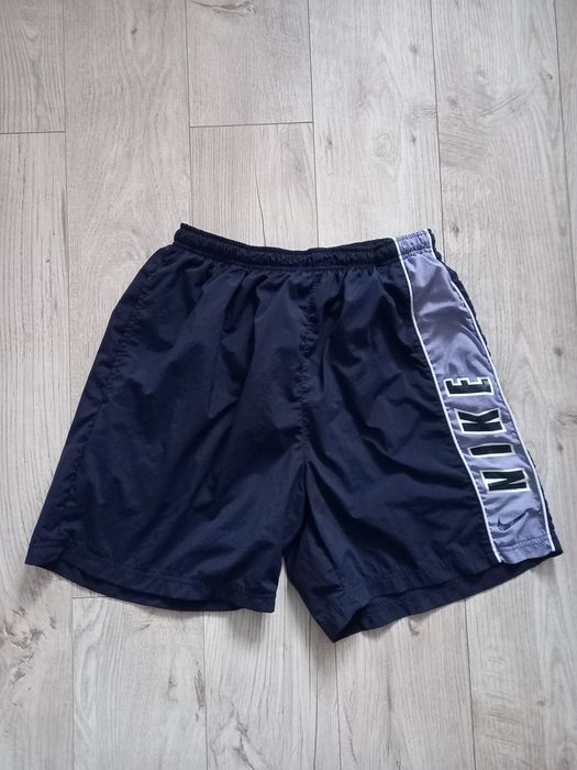Продам шорты  Nike