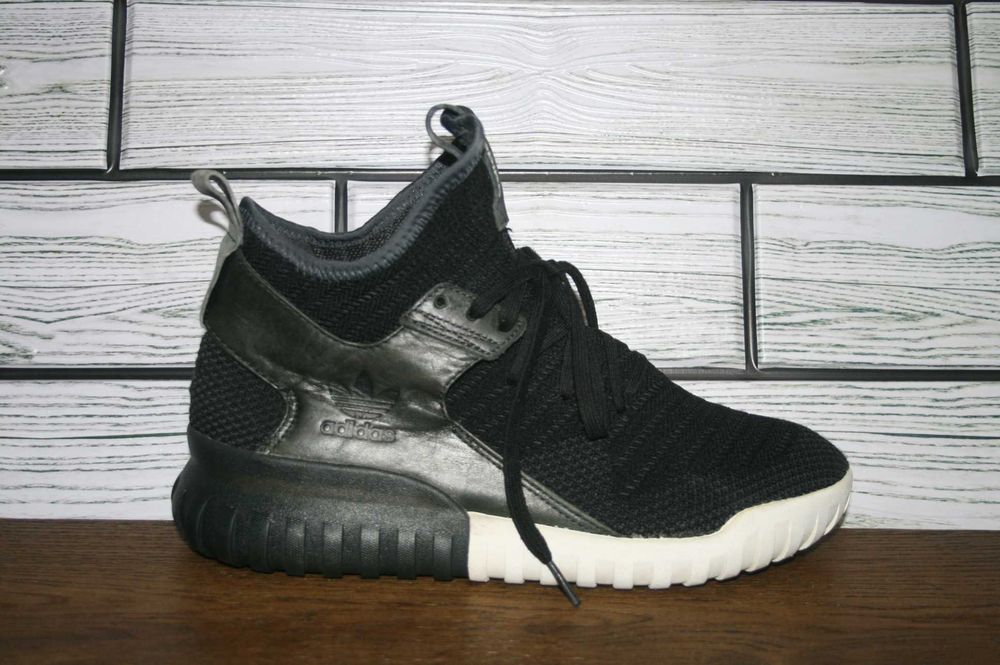 Кроссовки Adidas 41 р. (26 см)