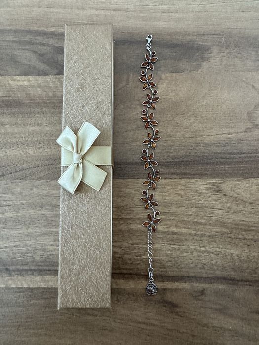 Unikatowa srebrna bransoletka z bursztynem Darvin Jewellery