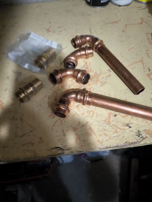 Kolanka na zacisk 18