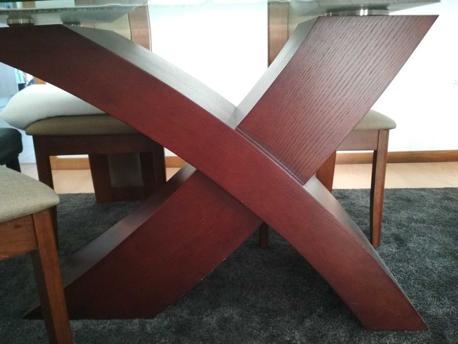 Mesa e cadeiras jantar