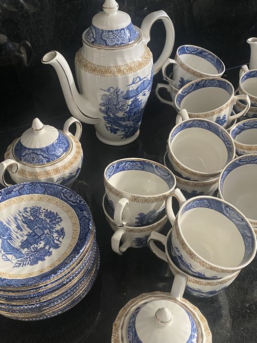 Serviço chá e café inglês 52 peças - Royal Tudor England