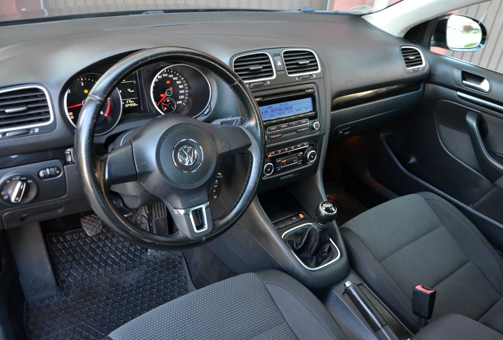 VW Golf 1.6TDI, 2011r. Klima, Alu, Nowe Opony, Przebieg 224tys/km
