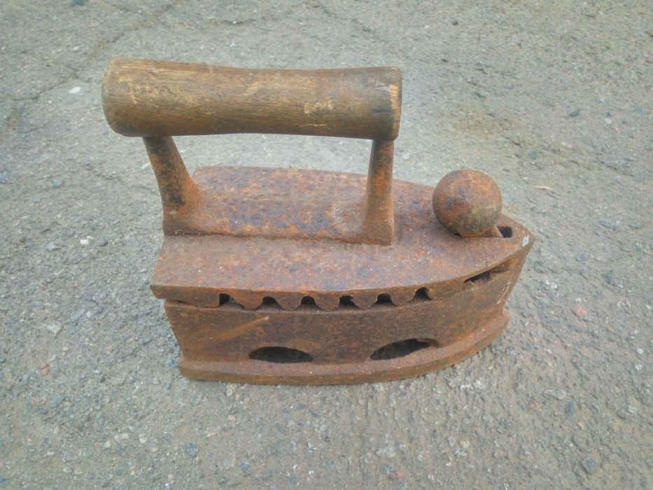 Утюг на углях.