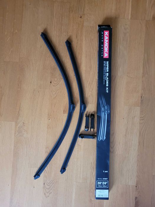 Wycieraczki samochodowe Kamoka zestaw 700mm/600mm