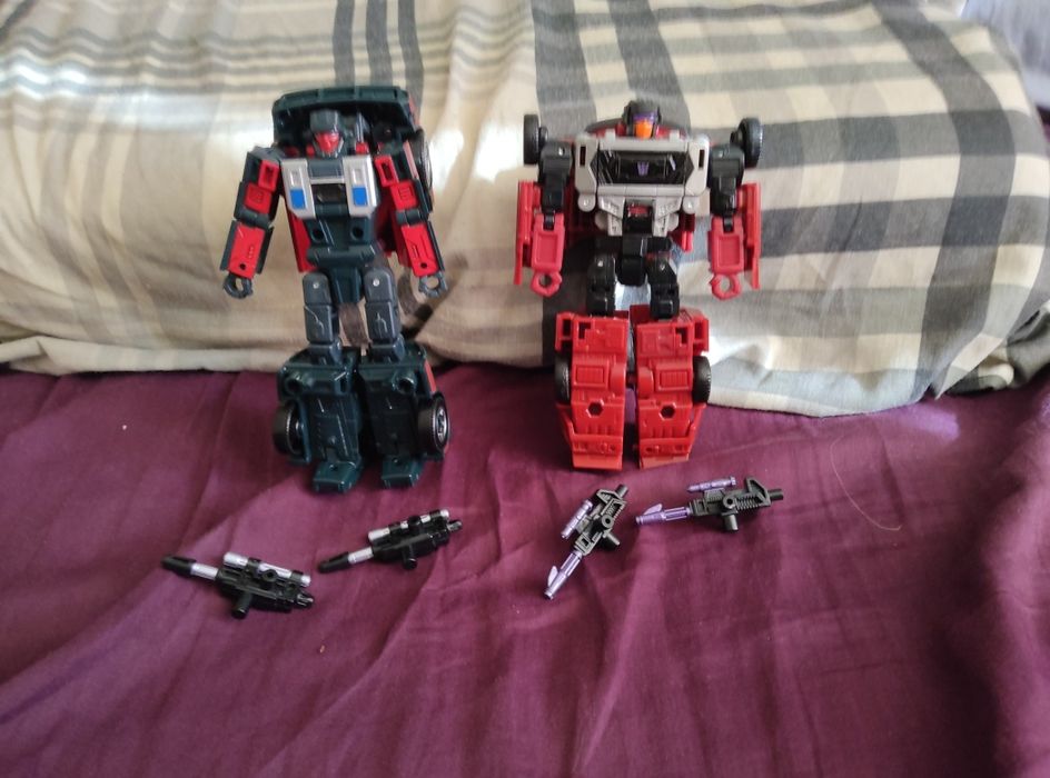 Transformers Legacy Wildrider. Transformers Legacy Dead End. Трансформер Легасі Вайлдрайдер. Трансформер Легасі Дед Енд