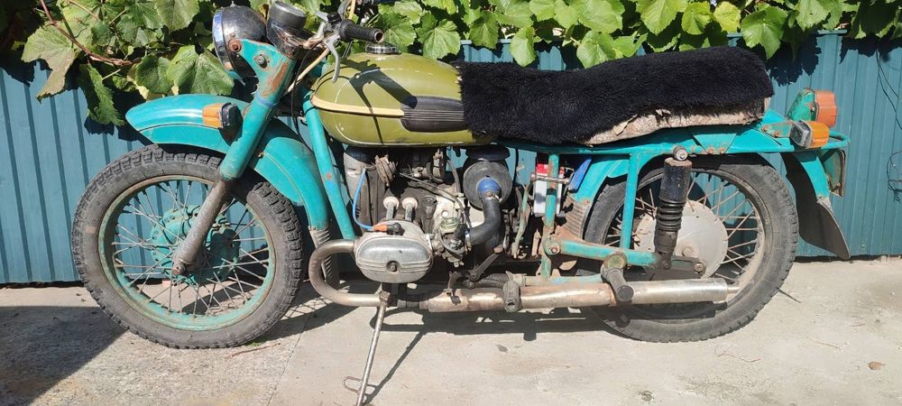 Мотоцикл Урал 650