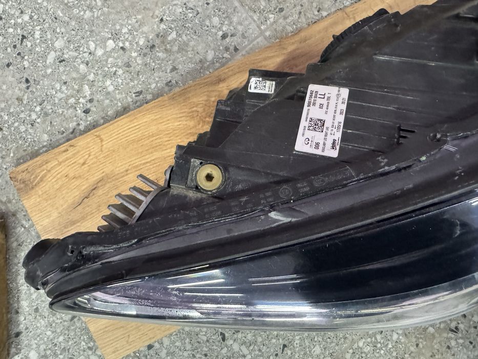 Фара права infiniti q30 европа 260105DA2B