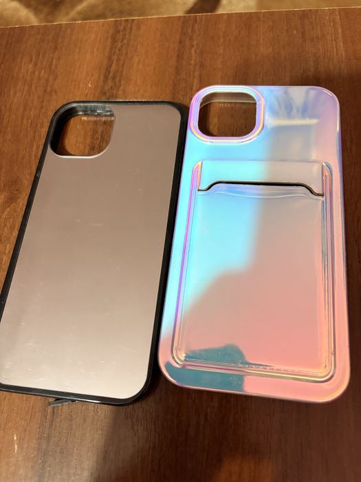 Чохли на айфон 13