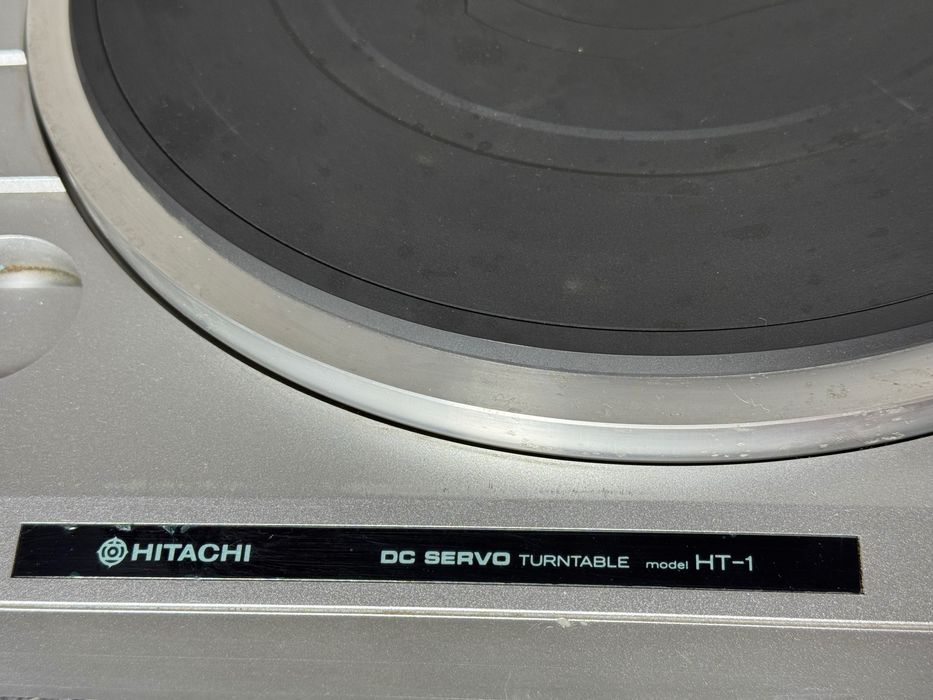 Виниловый проигрыватель Hitachi HT-1 (Japan)