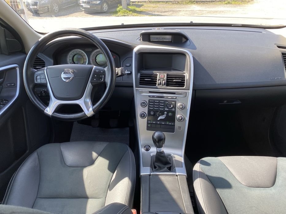 Volvo XC60 D3 Drive - Nacional