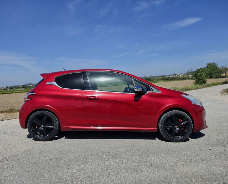 Peugeot 208 GTI 1.6 THP 200Cv