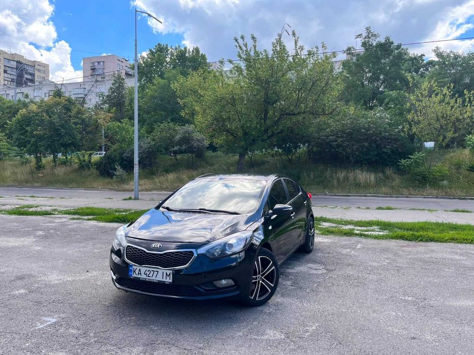 Продам Kia Cerato 2013 газ-бензин
