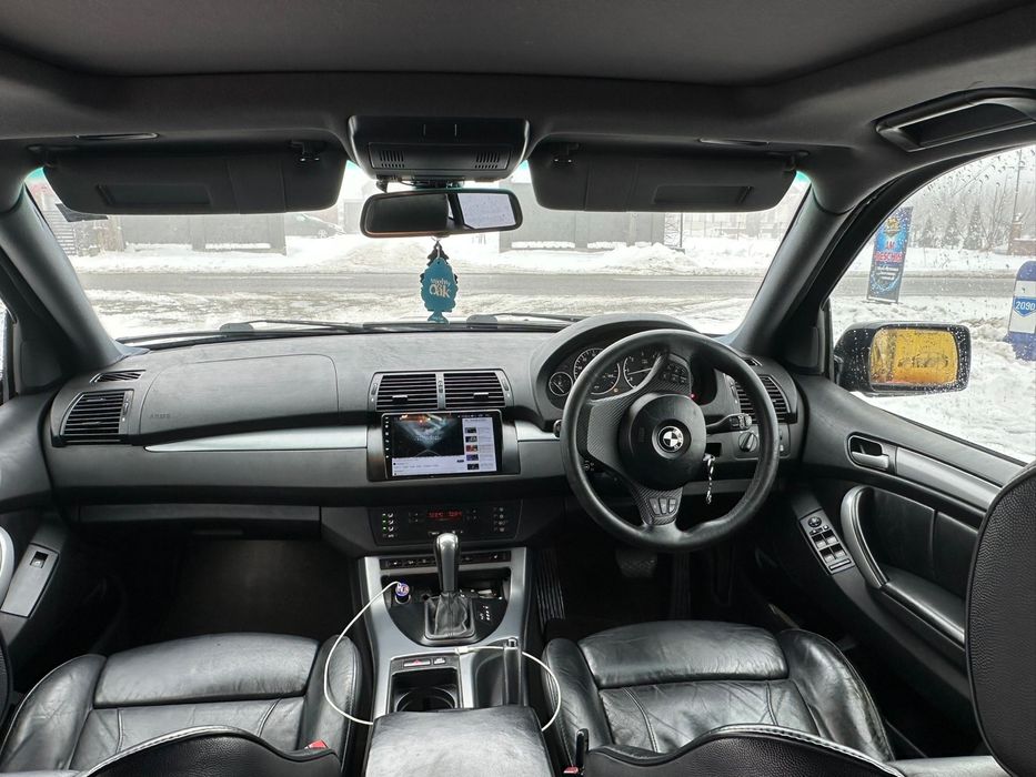 Продам бмв е53  мотор 3.0д коробка аутомат