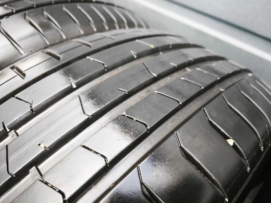 PIRELLI P Zero 235/50r19 99W Ładne 7mm 2022 KOMPLET