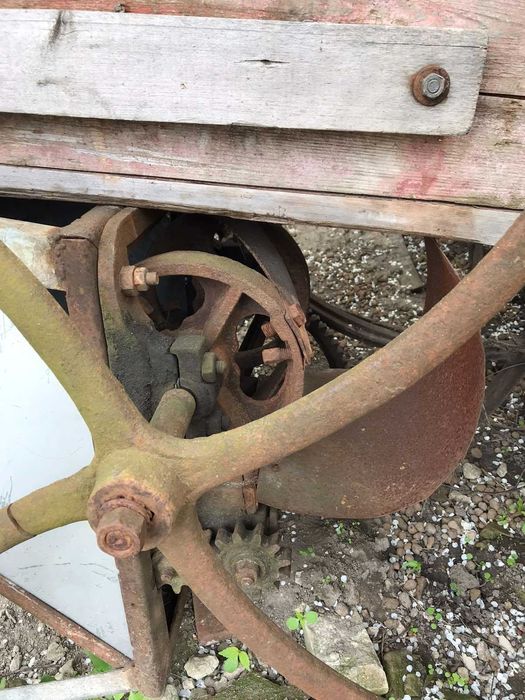 Січкарня металева