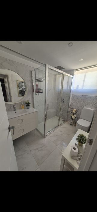Quarto lindo em casa de luxo Cacém