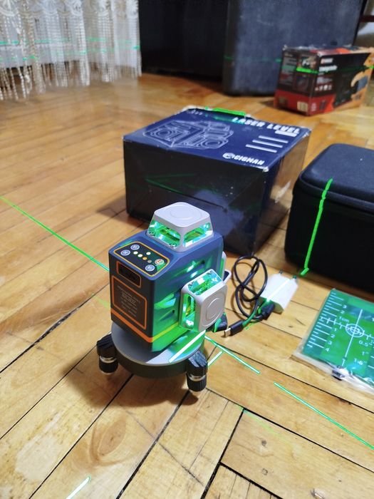 Лазерний рівень нівелір Cigman CM-701