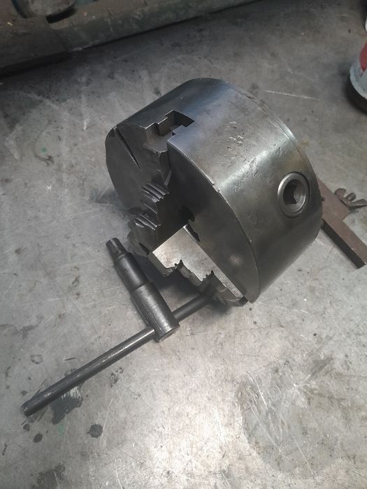 Uchwyt tokarski bison 160