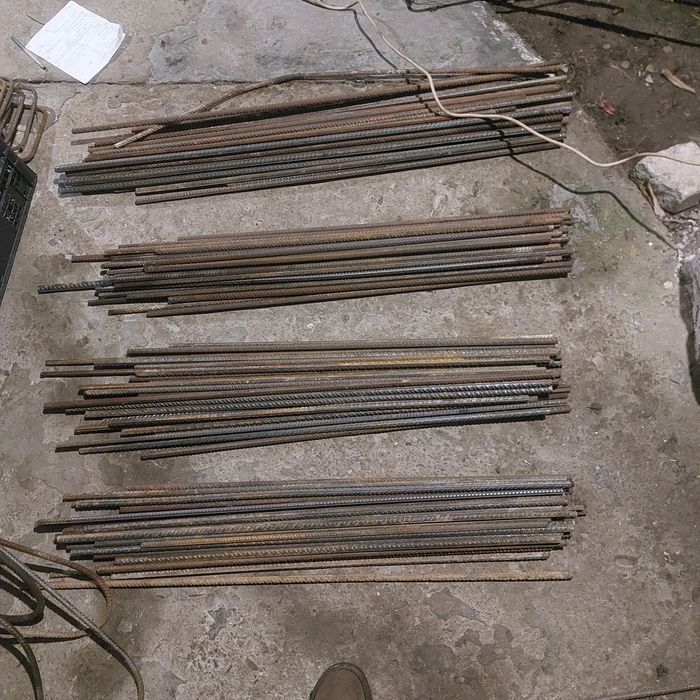 Продам куски арматури для будівництва