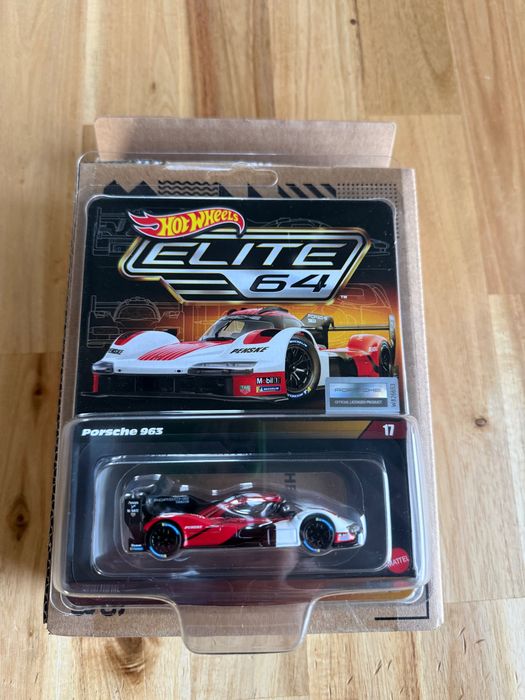 Hot Wheels Elite 64 Porsche 963