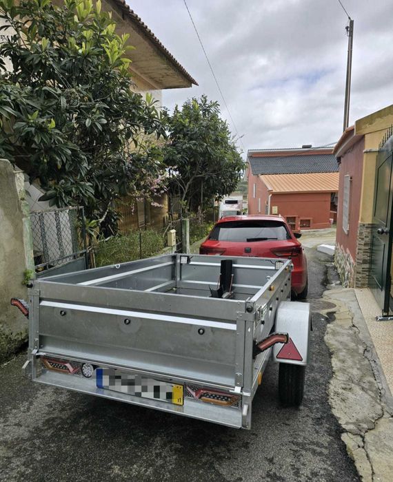 Atrelado como novo marca Líder 750kg