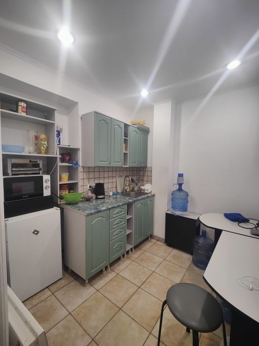 Оренда Офіс Антоновича ( Коновальця) 100 м.кв, 4 Зали,ц 500 у.о