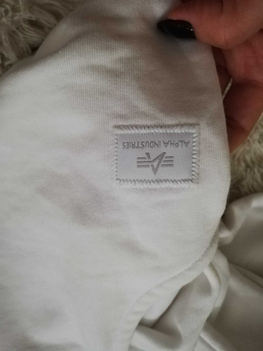 białe spodnie dresowe Alpha Industries L 40