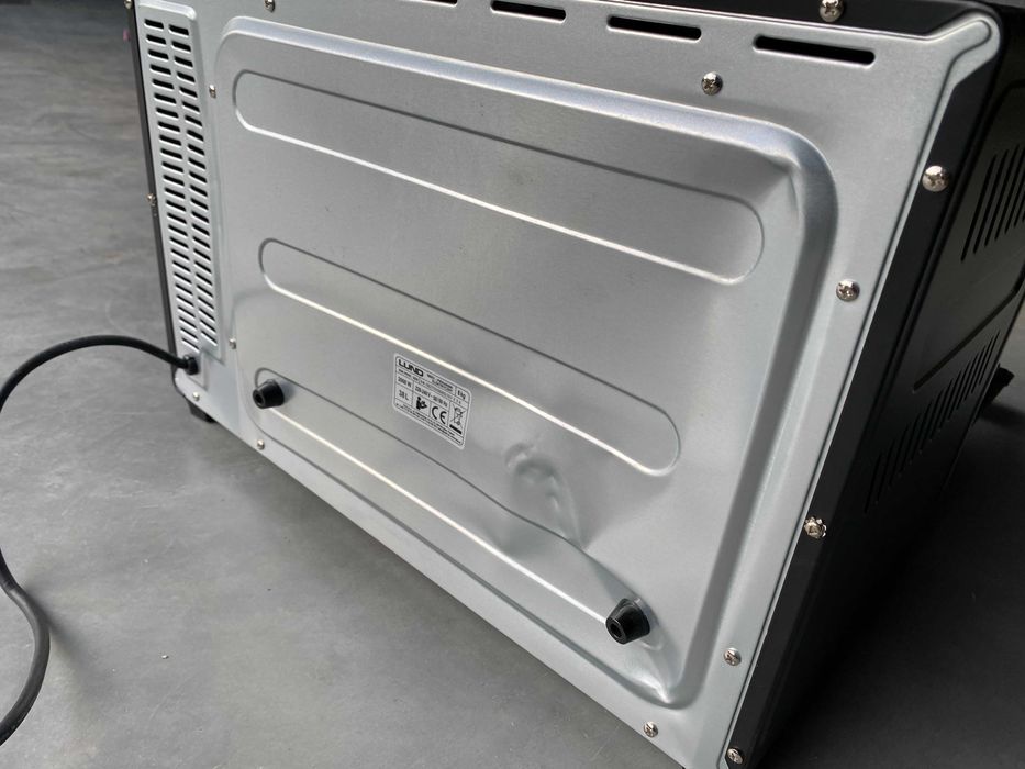 Piekarnik elektryczny LUND 68051 – 38 L – rożen obrotowy – NOWY!