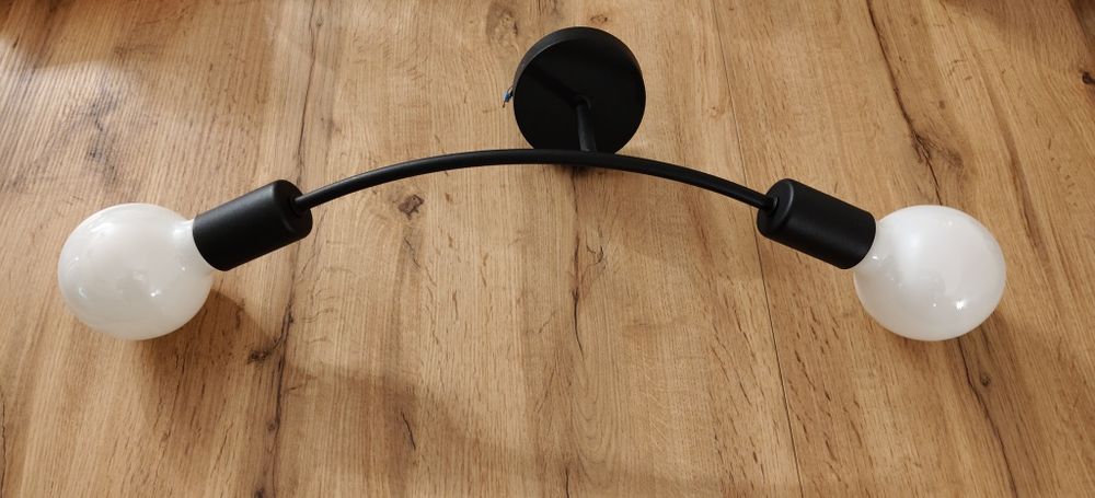 Lampa czarna mat