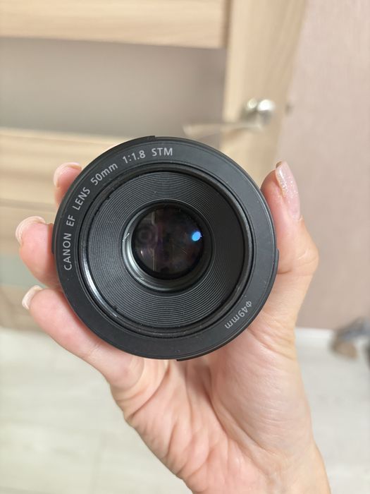 Canon ef 50 mm  1.8 стан новий!
