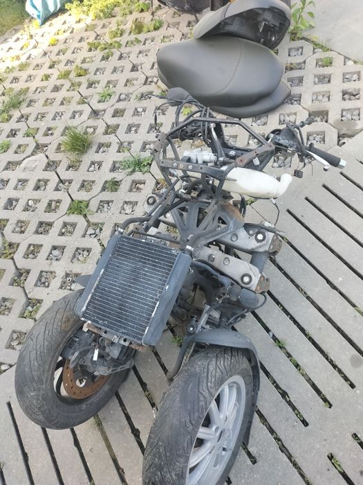 Zawieszenie komplet Piaggio MP3 300,400 Lt