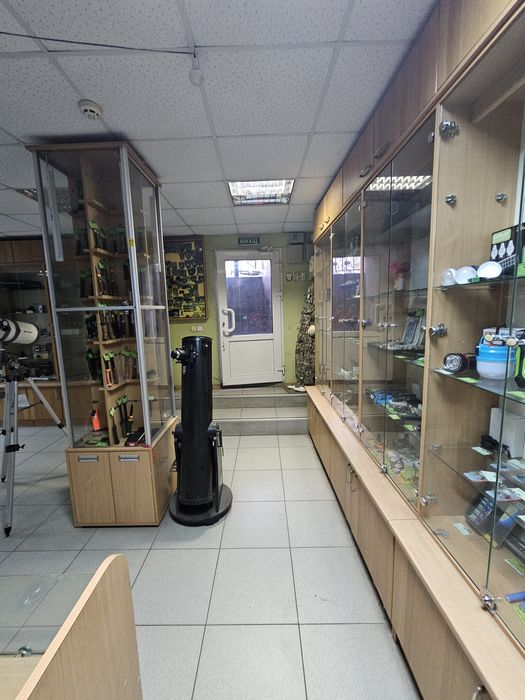 Магазин 82м2 верх проспекта Поля